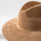 Wyeth | Evie | Tan | Close | Vagabond | Apparel | Boutique