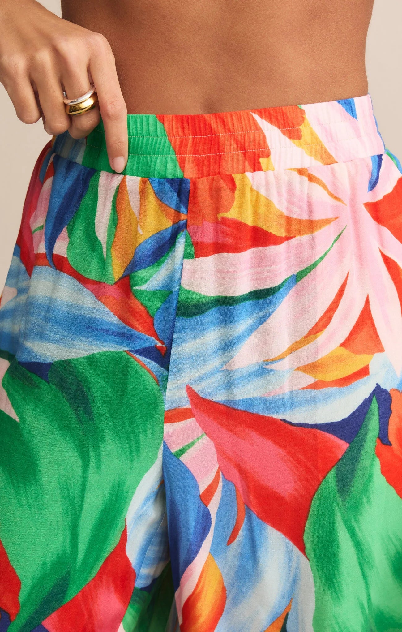 Z Supply | Dante Villa Floral Pant | Multi | Close | Vagabond Apparel Boutique 