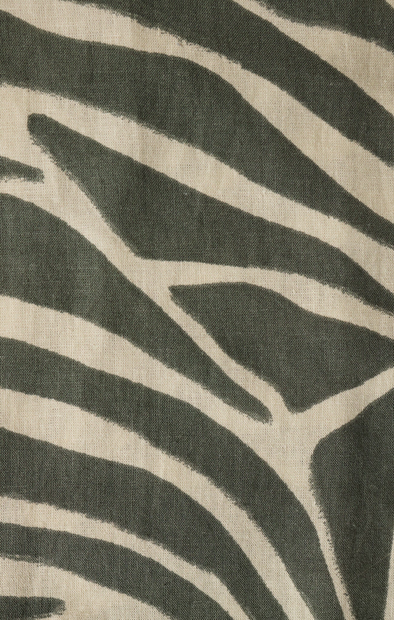 Z Supply | Alfie Tova Palm Button Up | Swatch | Vagabond | Apparel | Boutique