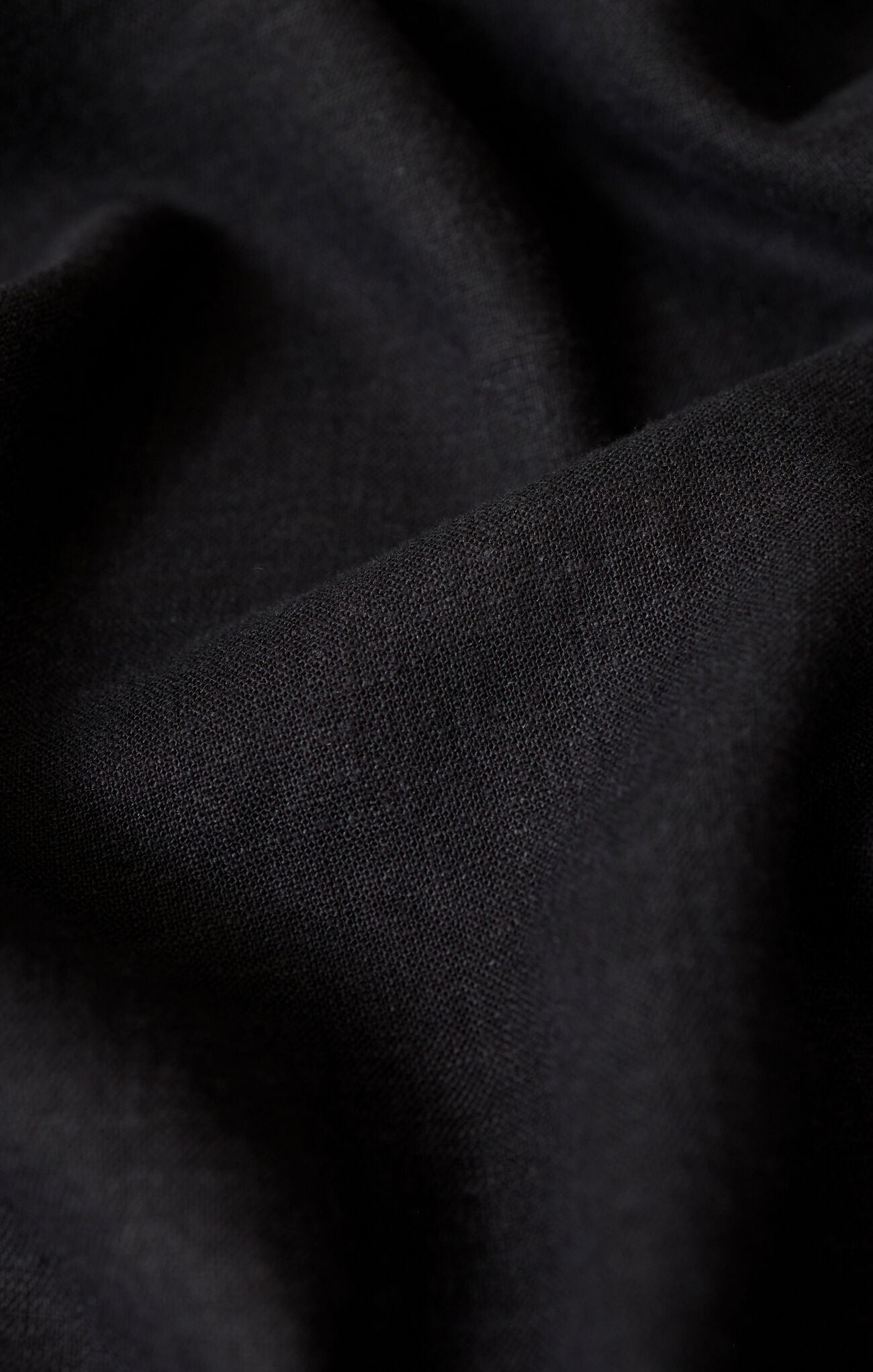 Z Supply | La Belle Linen Top | Black | Swatch | Vagabond | Apparel | Boutique