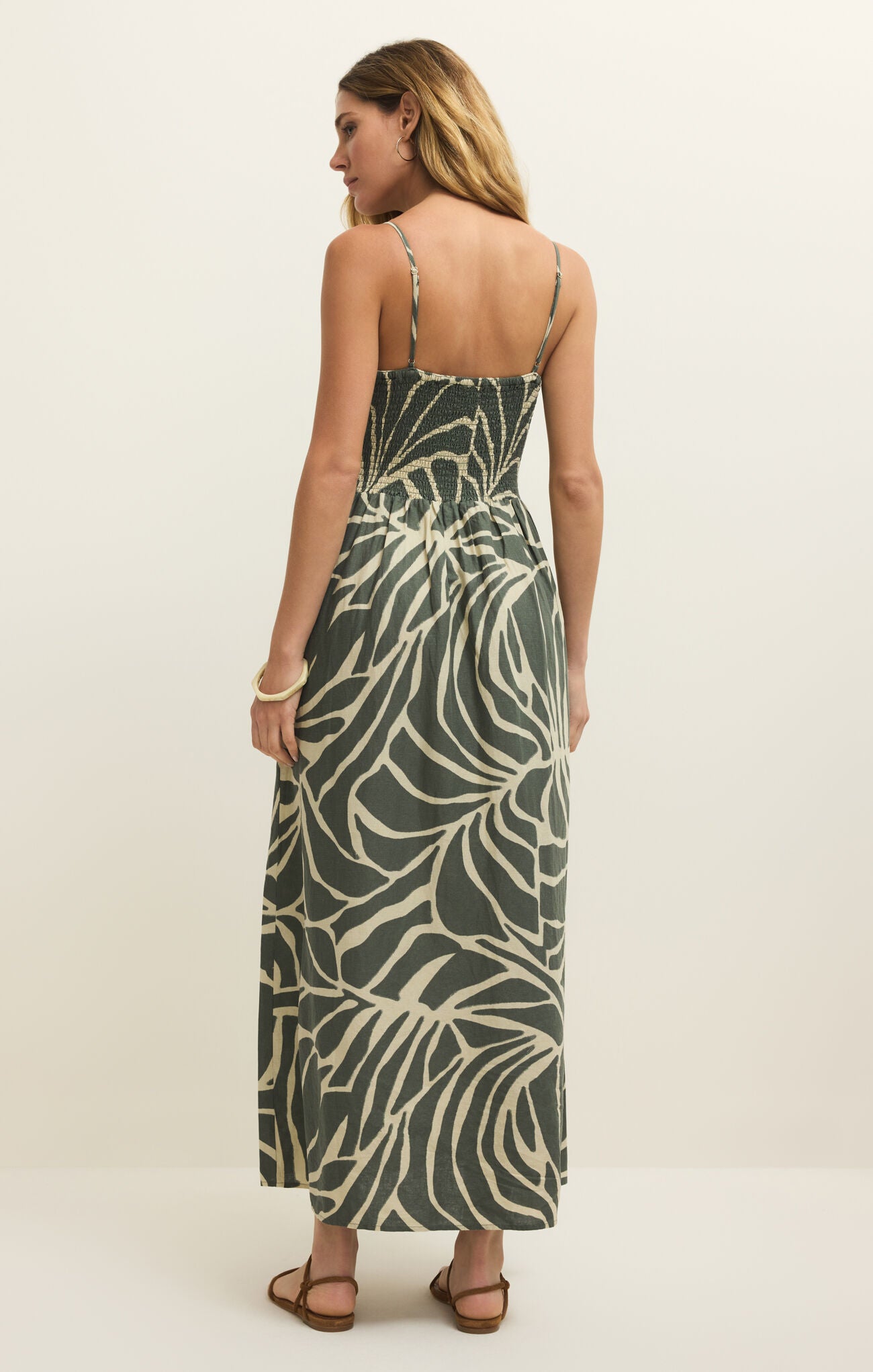 Z Supply | Bayside Tova Palm Midi Dress | Back | Vagabond | Apparel | Boutique