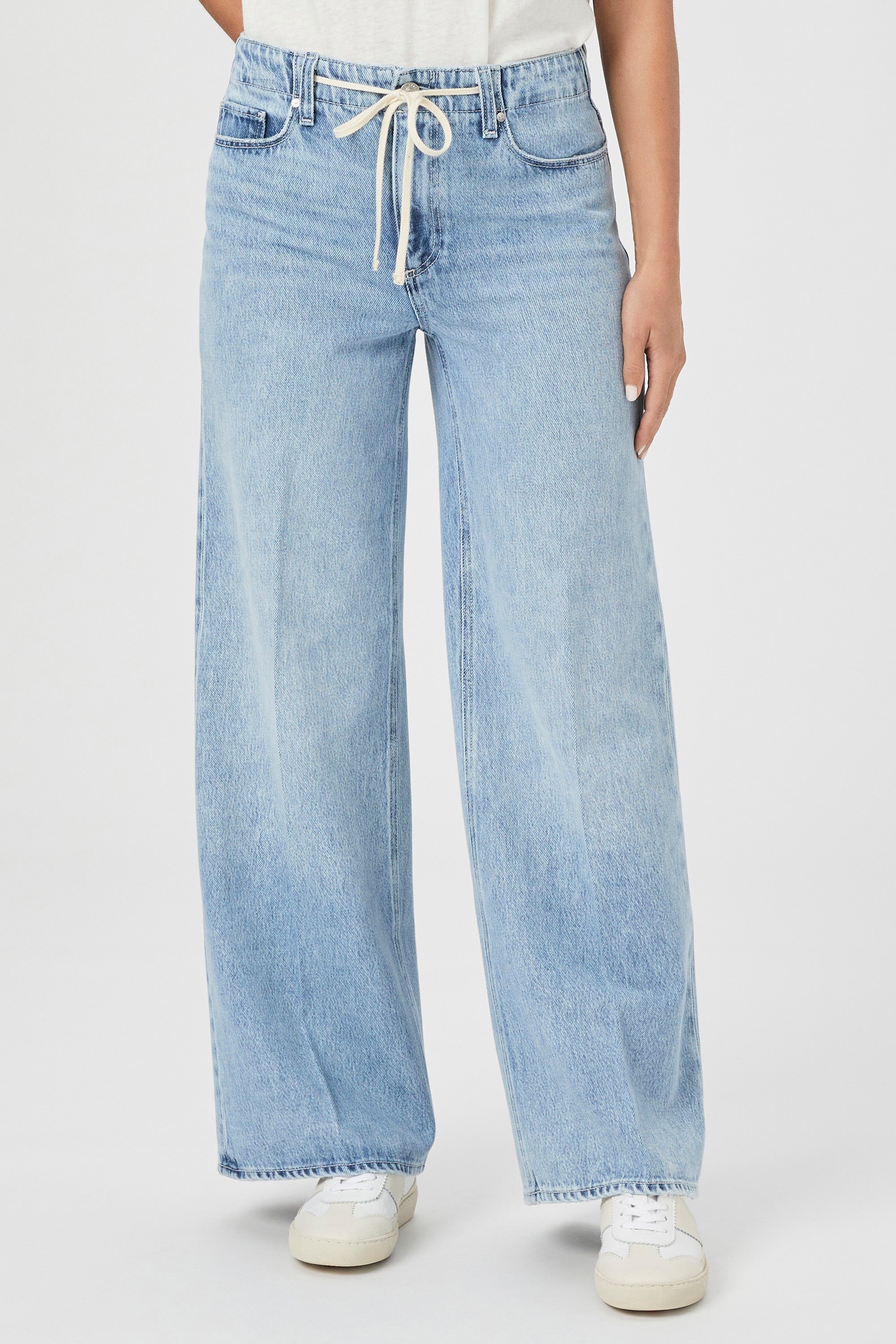 Paige Zoey 31" Dorah