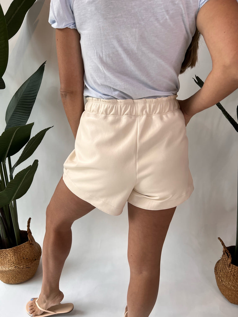 Melissa Nepton SP Tracy Cream Shorts